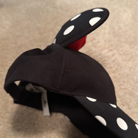 NWT Disneyland Black Minnie Mouse Polka Dot Ear Hat - Picture 5 of 5